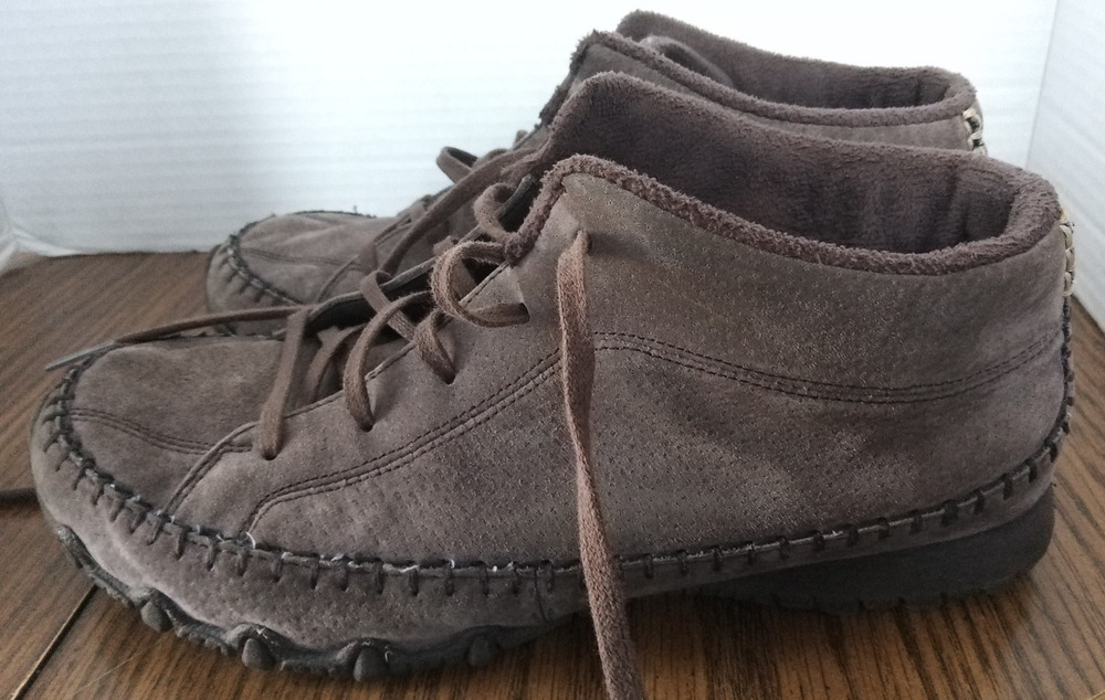 Skechers Relaxed Fit Memory Foam suede shoes in chocolate brown.